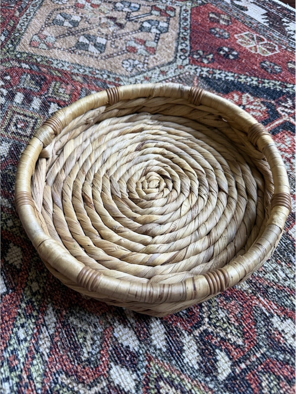 Round Tray Wicker